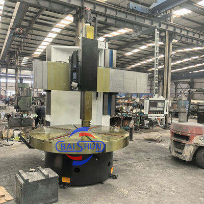 ファナック CNC 立形旋盤、切削高さ 1600mm、最大旋削直径 2500mm